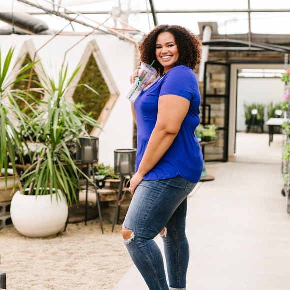 Mono B Everyday V-Neck Tee in Royal Blue - Picture 7 of 8